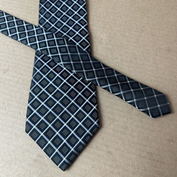 Sean John - Men's Black Diamond  100% Silk Neck Tie 3.1"W x 58"L - Picture 1 of 7